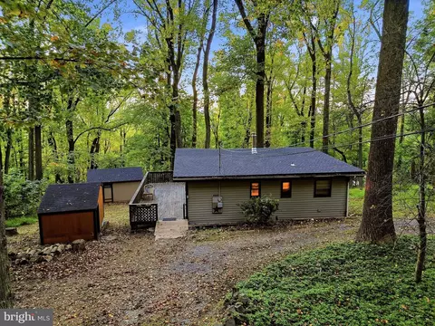 Exterior - 892 Massanutten Mountain Dr, Front Royal, VA 22630 photo 11 of 12