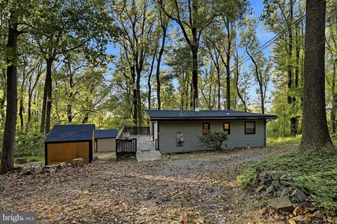 Exterior - 892 Massanutten Mountain Dr, Front Royal, VA 22630 photo 3 of 12