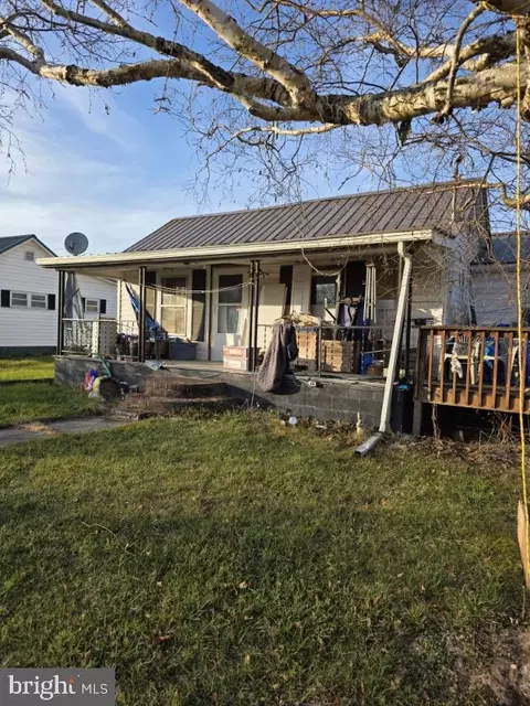 151 Horseshoe Dr, Max Meadows, VA 24360 photo 1