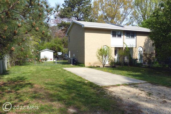 339 6th St, Colonial Beach, VA 22443 photo 1