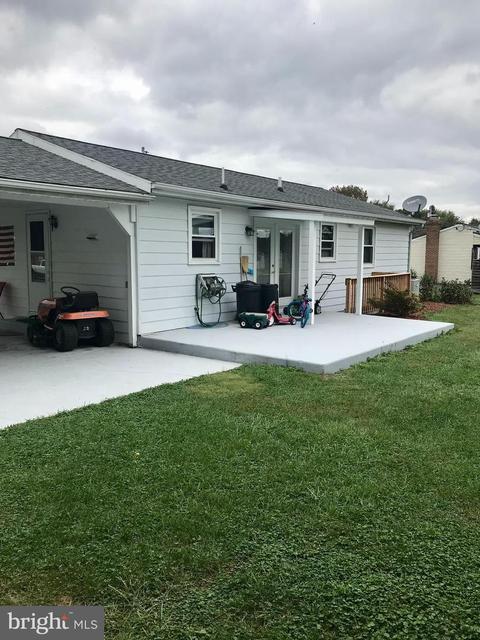 24 Muse, Falling Waters, WV 25419 photo 3