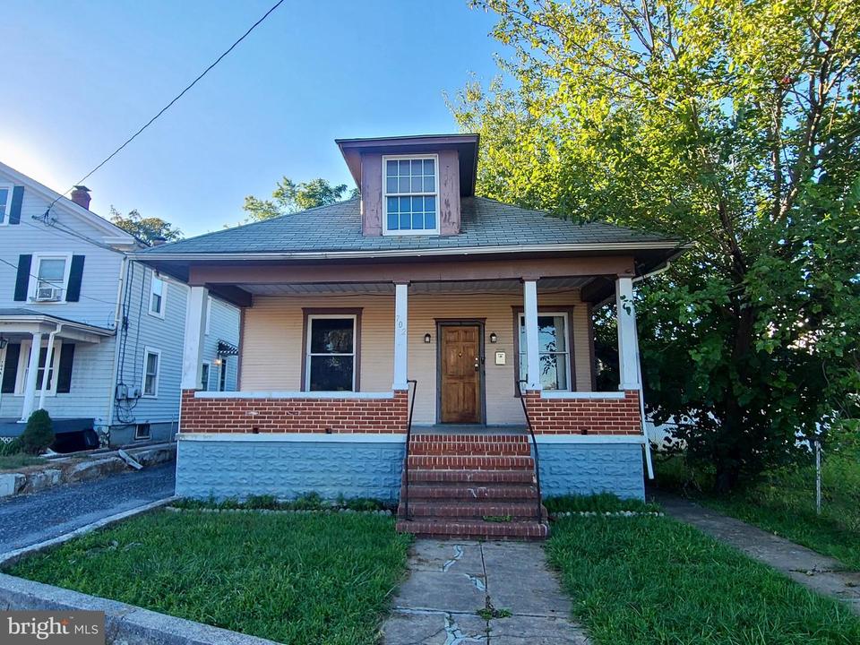 702 Porter Ave, Martinsburg, WV 25401 30 Photos MLS WVBE2003076