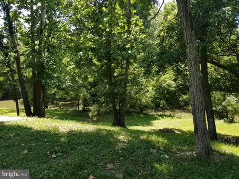 284 Ginger Dr, Kearneysville, WV 25430