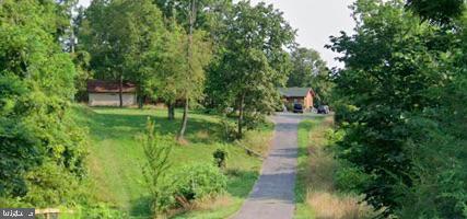 42 Darbys Ct, Falling Waters, WV 25419 photo 1