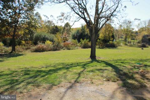 129 Rebel Dr, Falling Waters, WV 25419 photo 3