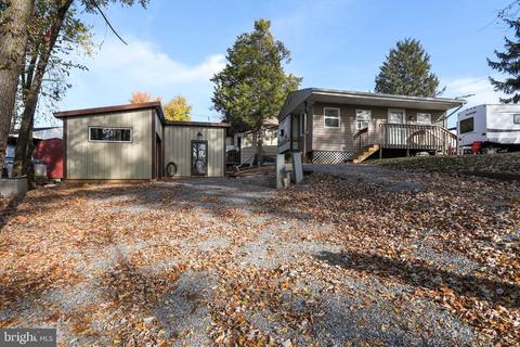 Block 36 Lot 2 & 3 Bear Facts Rd, Falling Waters, WV 25419