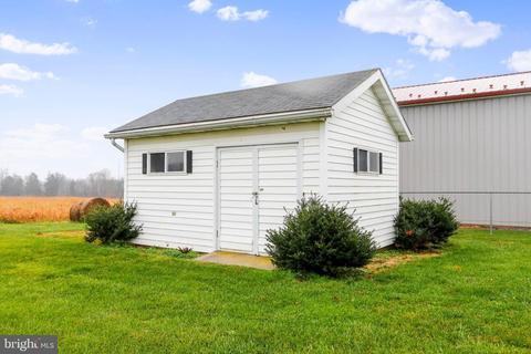 180 Muse St, Falling Waters, WV 25419 photo 39