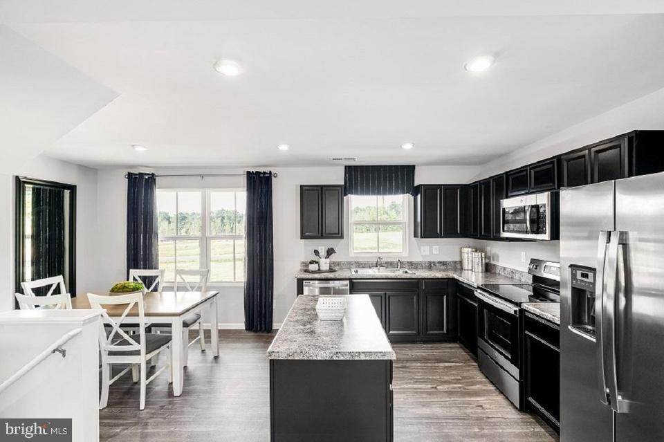  48 Shubunkin Rd, Inwood, WV 25428 photo 2