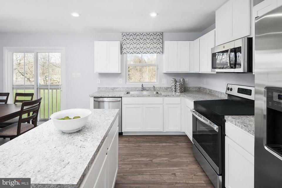  48 Shubunkin Rd, Inwood, WV 25428 photo 7