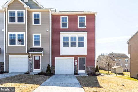 234 Nocking Point Blvd, Martinsburg, WV 25403