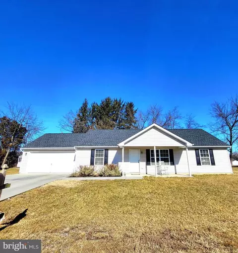 188 Minister Dr, Martinsburg, WV 25404