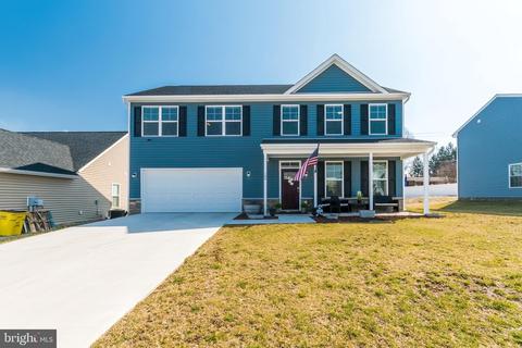 289 Pochards Ct, Martinsburg, WV 25403
