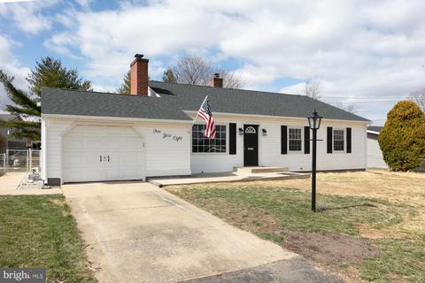 508 Lincoln Dr, Martinsburg, WV 25401