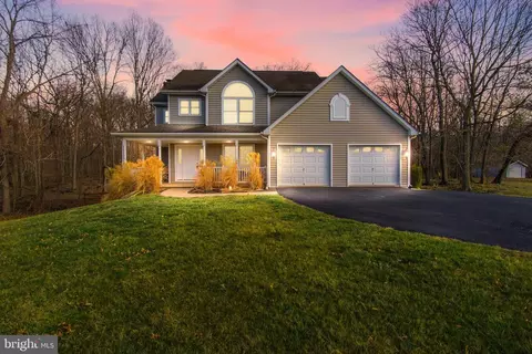 345 Miranda Ct, Martinsburg, WV 25403