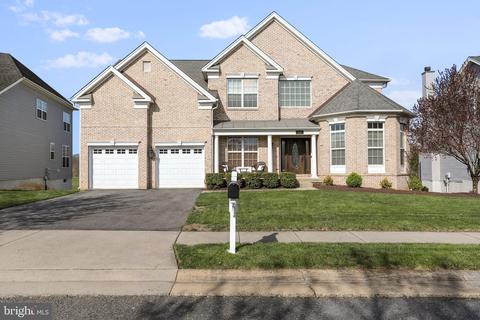 237 Station Ter W, Martinsburg, WV 25403
