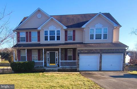 399 Rivanna Run, Falling Waters, WV 25419