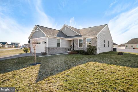 81 Zennor Way, Martinsburg, WV 25405