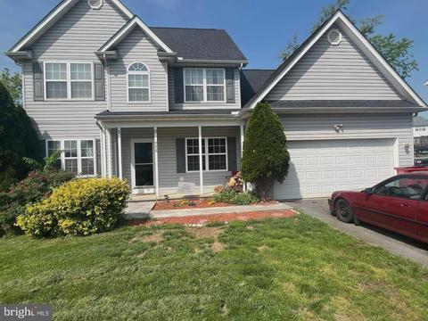715 Aztec Dr, Martinsburg, WV 25405