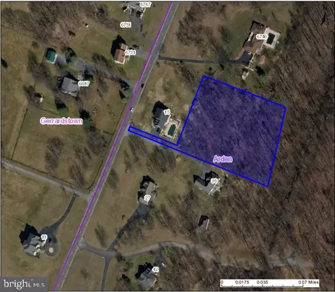 15 Sovereign Way, Martinsburg, WV 25403
