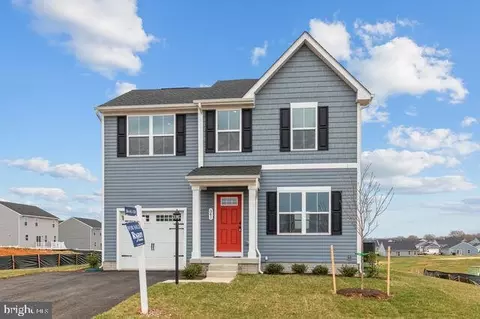 341 Otero Ln, Hedgesville, WV 25427