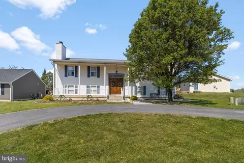 477 Orchard Ave, Martinsburg, WV 25401