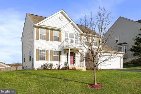 216 Pierce Arrow Way, Martinsburg, WV 25401