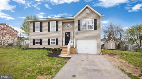 67 Saturn Ct, Martinsburg, WV 25404