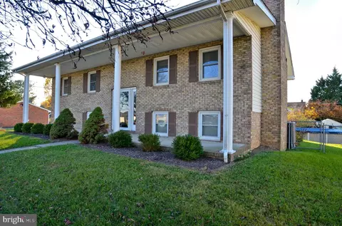 551 Princeton St, Martinsburg, WV 25404