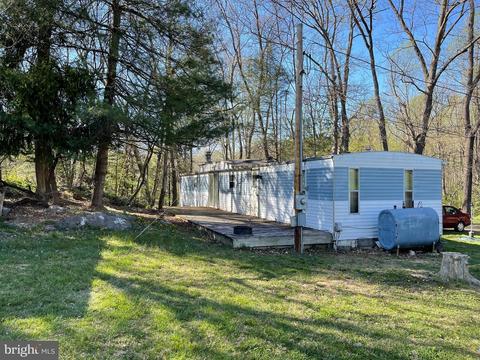 475 Burnside Dr, Falling Waters, WV 25419 photo 16