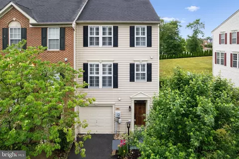 86 Lullwater Way, Falling Waters, WV 25419