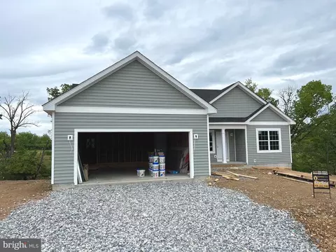 147 Duluth Dr, Martinsburg, WV 25404