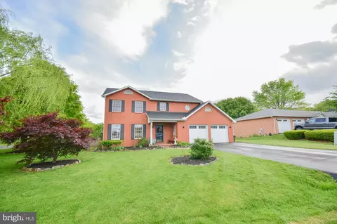 1401 W Stephen St, Martinsburg, WV 25401