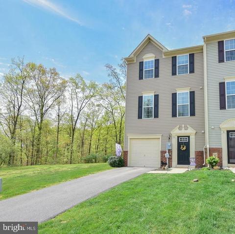 146 Gauley River Path, Falling Waters, WV 25419