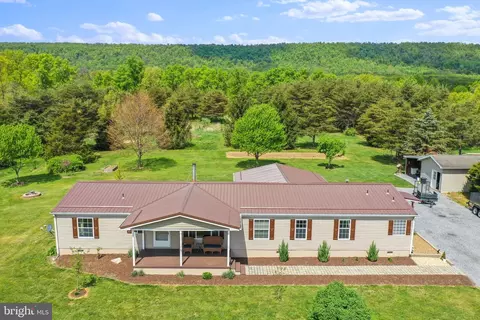 109 Strong Lucas Ct, Gerrardstown, WV 25420