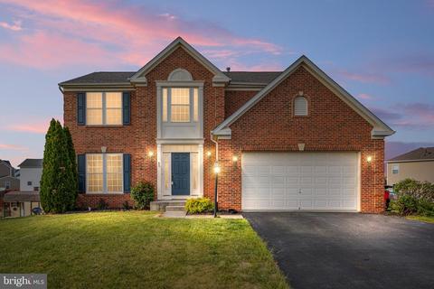 65 Pappy Ct, Bunker Hill, WV 25413