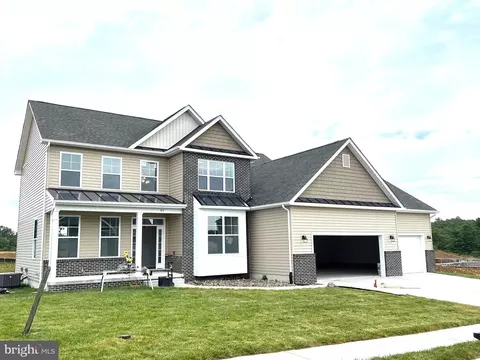 87 Asa Ct, Martinsburg, WV 25405