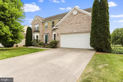 109 Rubens Cir, Martinsburg, WV 25403