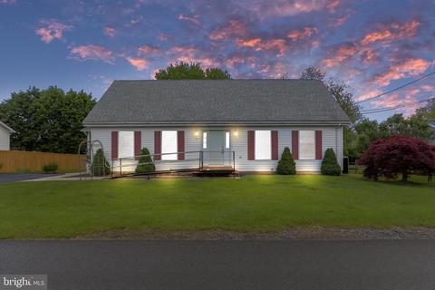 103 Mahogany Ct, Martinsburg, WV 25404