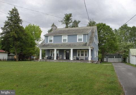 89 Martha Dr, Martinsburg, WV 25405