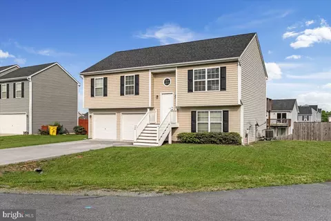 24 Gibson Rd, Inwood, WV 25428
