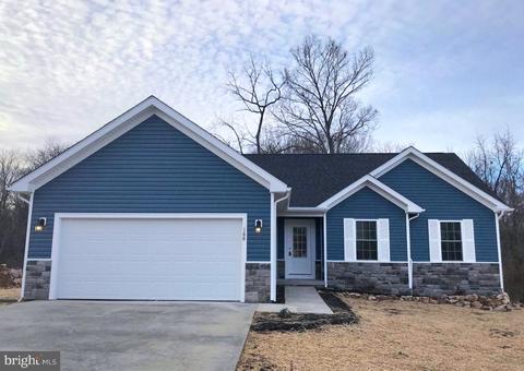168 Dimension Ct, Inwood, WV 25428