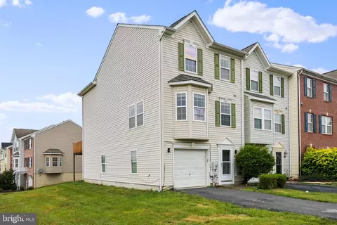 800 Desota Way, Martinsburg, WV 25401