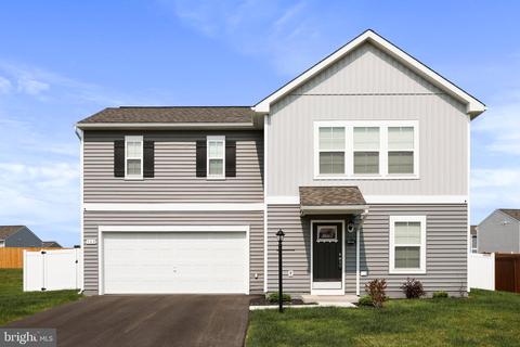 348 Eurasian Dr, Bunker Hill, WV 25413 photo 3