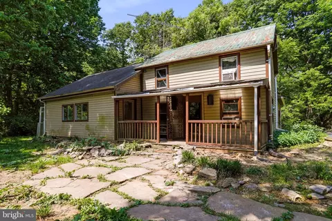 152 Carlyle Rd, Martinsburg, WV 25404
