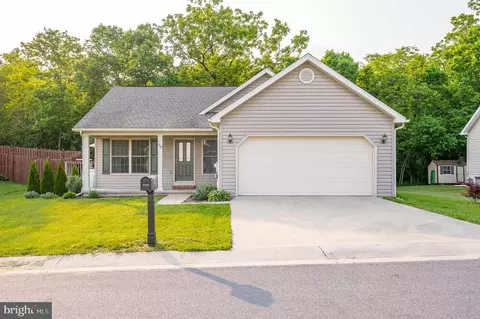 48 Dimension Ct, Inwood, WV 25428