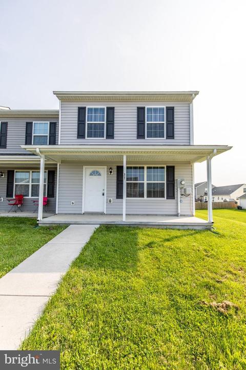 37 Original Ct, Inwood, WV 25428