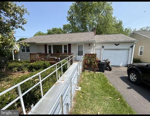 523 Bernice Ave, Martinsburg, WV 25405