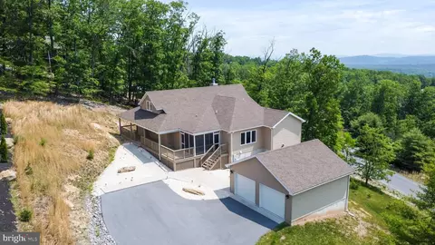 342 Moundbuilder Loop, Hedgesville, WV 25427