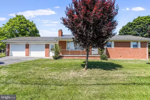 135 Musselman Dr, Inwood, WV 25428