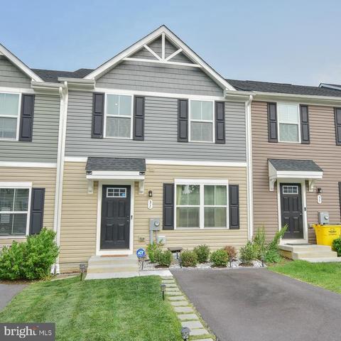 31 Chincoteague Ln, Martinsburg, WV 25403